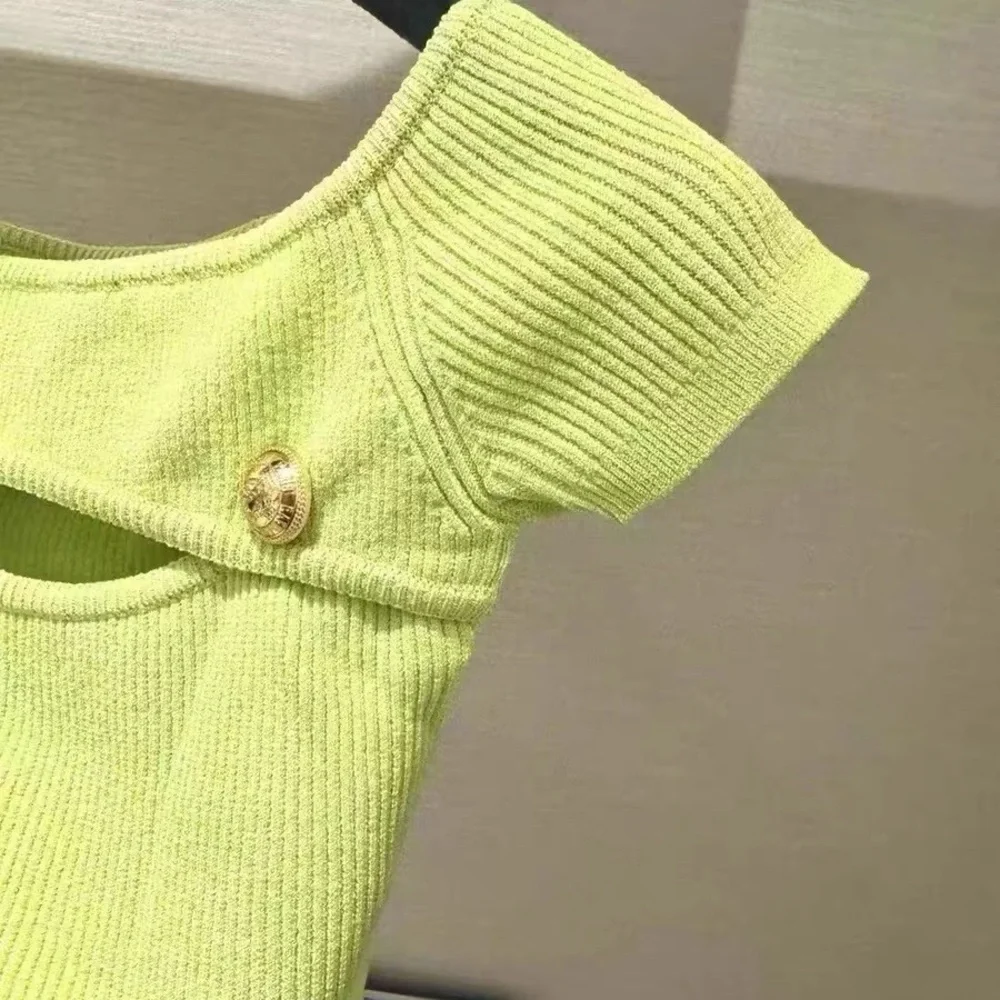 Authentic Balmain Women's Light Green Crop Top - Picture 3 of 4